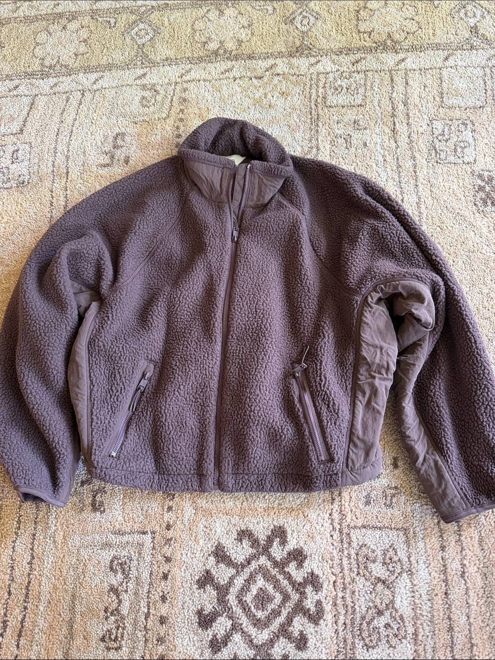 Vuori Cozy Zip-Up Puffer Fleece Jacket in Brown